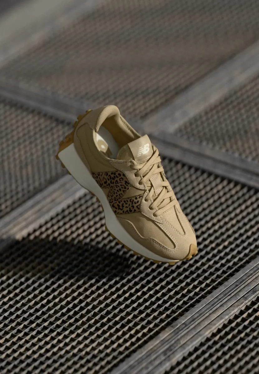 WS327 - Sneaker low - incense