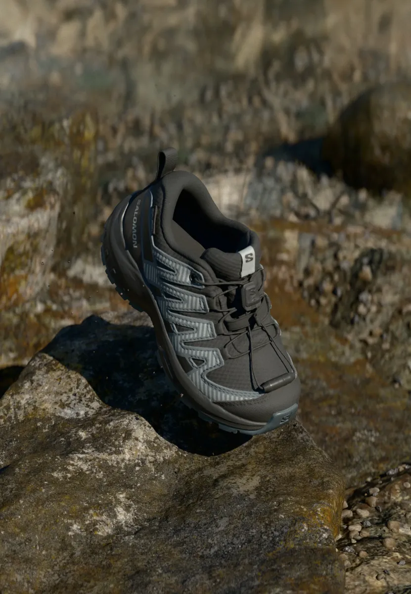 XA PRO V8 WATERPROOF UNISEX - Hikingschuh - black/turbulence/quarry