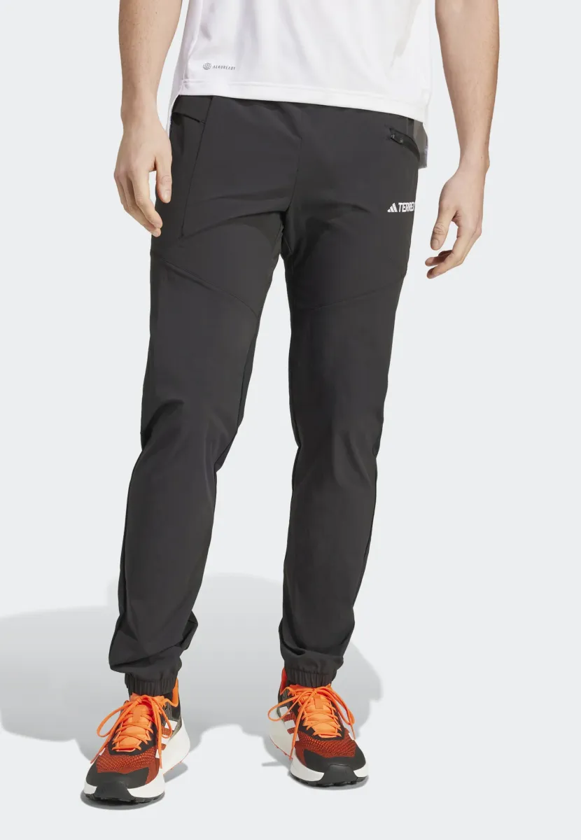 XPERIOR LIGHT - Jogginghose - black