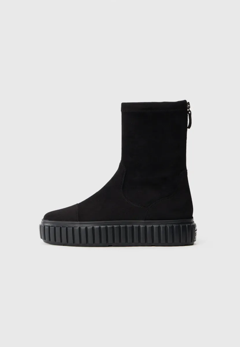 ZAP - Plateaustiefelette - black