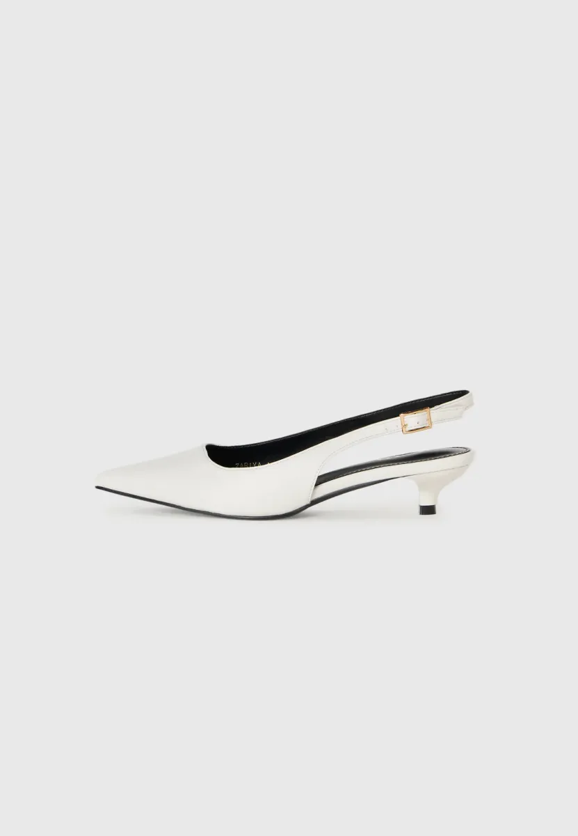 ZARIYA - Pumps - white