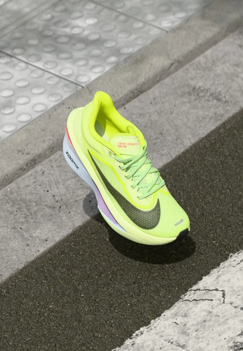 ZOOM FLY 6 - Laufschuh Straße - barely volt/off noir/volt/blue tint/hot lava/hydrangeas