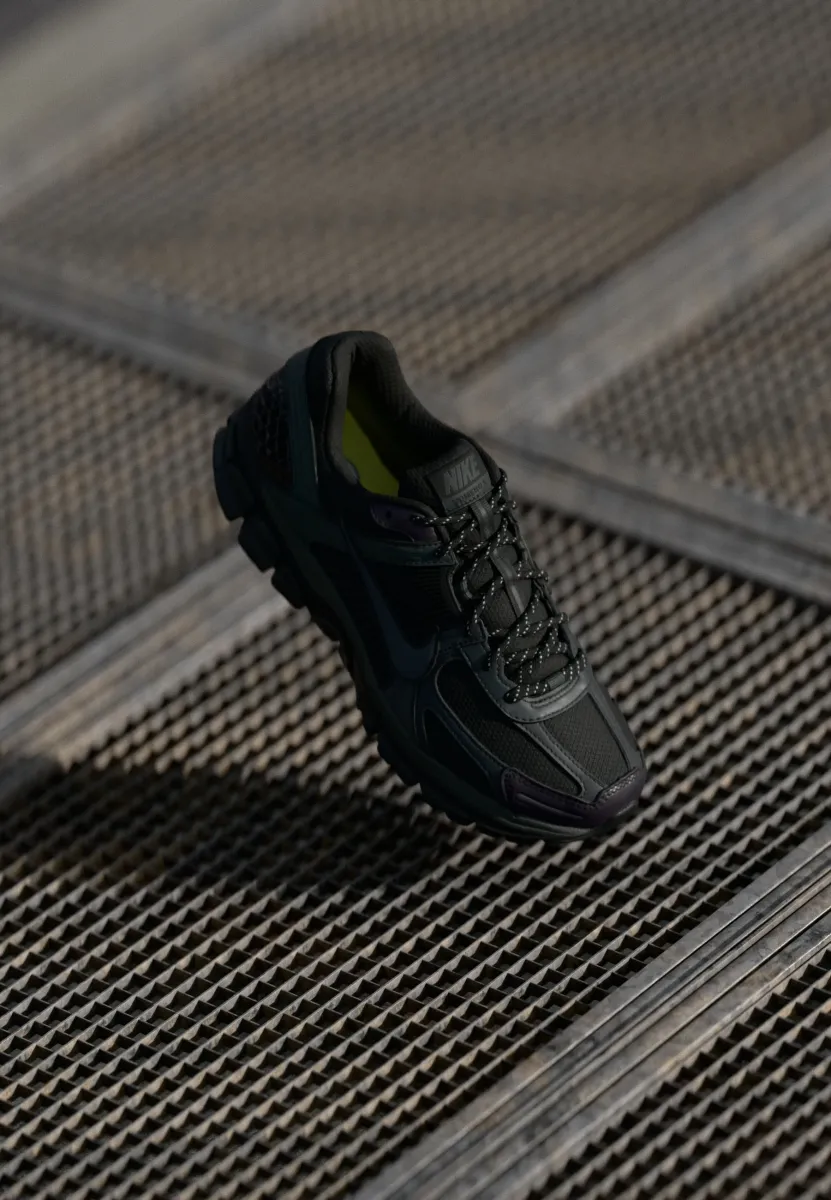 ZOOM VOMERO 5 REFLECTIVE SE 2 - Sneaker low - black/anthracite/light lemon twist